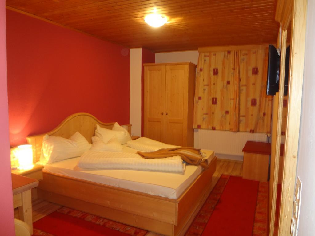 Hotel Restaurant Gasthof Michal Gundersheim Camera foto